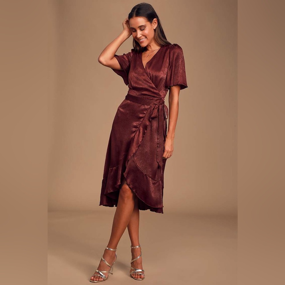 NWT LuLu’s Wrapped Up In Love Burgundy Maroon Red Satin Faux-Wrap Midi Dress S
